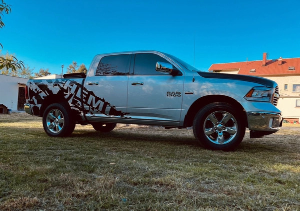 Dodge RAM cena 94000 przebieg: 162000, rok produkcji 2014 z Legnica małe 436